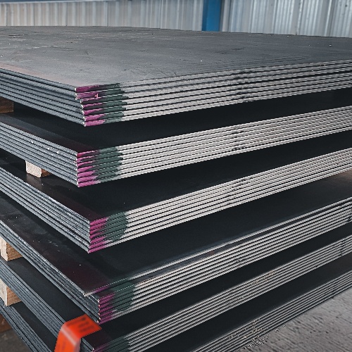 Galvanized Steel vs. Stainless Steel: Which Material is Best for Your Project?